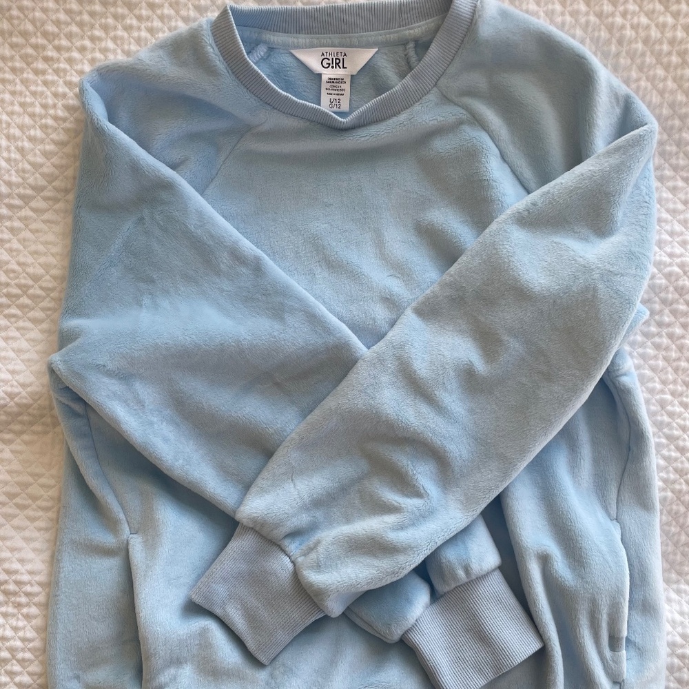 Athleta Girl's Fleece Sweatshirt. Excellent Condition. Size L (12)